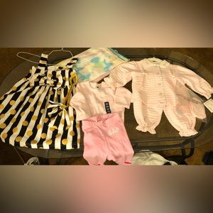 🔥NWT Newborn- 6-9mo Baby Girl Bundle, Summer Dress, Baby Gap Set & a Dressy Set